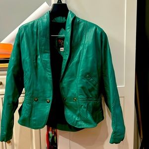 Green to the waist leather jacket